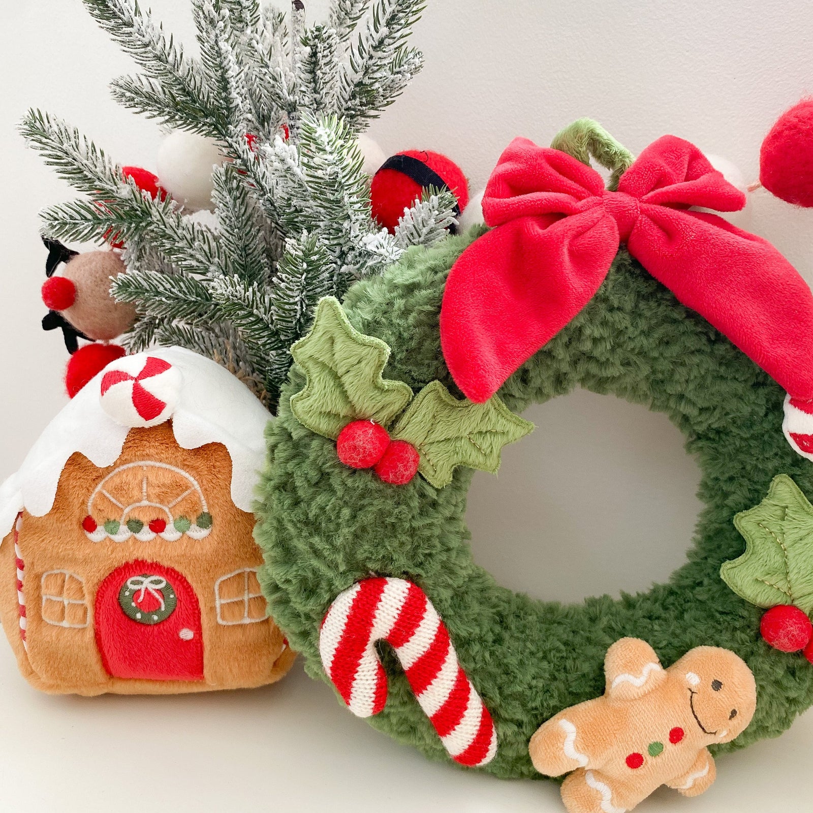 Festive Wreath - Green – Mon Ami